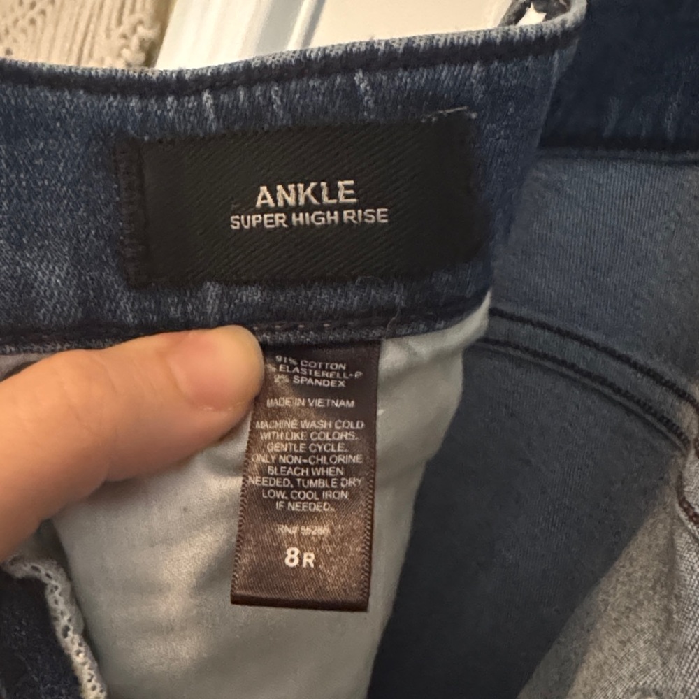 Express High Rise Ripped Denim Jeans - Picture 4 of 4